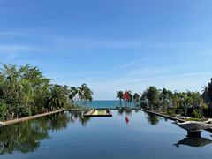 -亚龙湾喜来登·美景台大堂吧