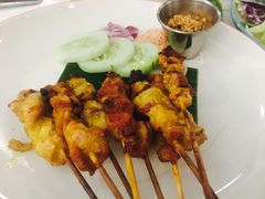 -Cha Cha's Beach Cafe