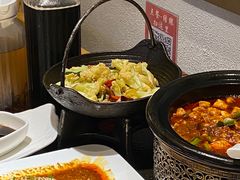 -万重锦·人文川菜馆(骡马市店)