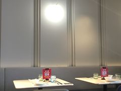 -港丽餐厅(高德置地店)