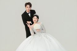 -雅云婚纱摄影工作室旗舰店