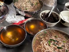 -正宗杨记普洱酸醋米线(总店)