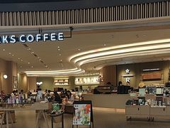 -星巴克臻选(上海陆家嘴中心店)