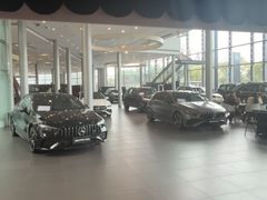 -成都中升之星奔驰4S店