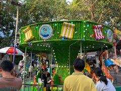 -顺德大良半月城游乐场