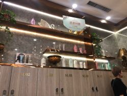 -Meng Lang 梦郎白金店