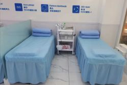 -靓芙泉专研痘痘肌