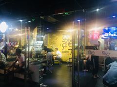 门面-马路牙子地桌烤肉(工体店)