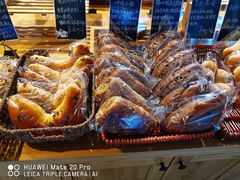 -聪妈的面包店(华侨新城店)