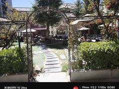 -吉曲花园餐厅