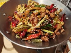-渔语鱼新川菜Bistro(万象天地店)