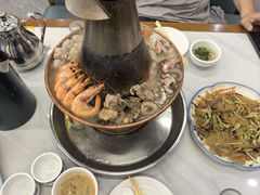 -一口猪海鲜浑锅·东北家常菜