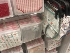 -hotwind热风(丽影广场店)