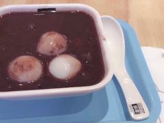 生磨芝麻糊汤丸(热)-满记甜品(加州阳光开元广场店)