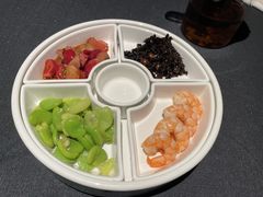 肆月前菜拼盘-肆月河豚·淮扬菜·湘菜(华天店)