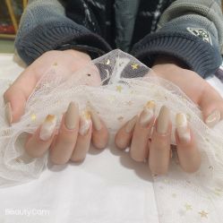 -媄甲诗美甲美睫