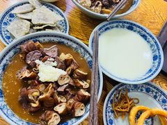 卤煮火烧-门框胡同百年卤煮(前门煤市街店)