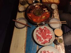 -房子红了鱼豆花重庆老火锅(广厦学院店)