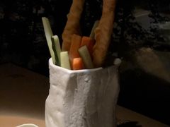 笔筒色拉-穹六人间 people 6(岳阳路店)