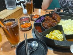 -肥肥虾庄·金牌油焖大虾(杨园滨江时代walk店)