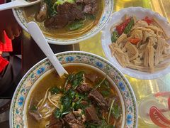 -金杨拉面王小吃面馆·牛三宝面·红烧牛肉粉