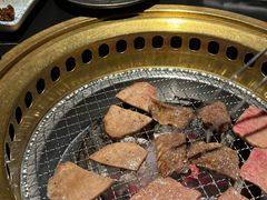 -山川小町·极番烧肉(新地假日广场店)