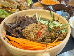 -阿山卓·野生菌火锅·纳西火塘烤肉