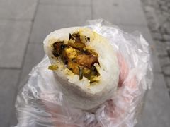 -殷姐糯米包油条