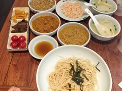 -裕兴记•蟹黄面馆(人民广场店)