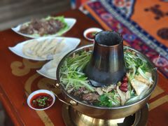 阿巴郎·藏式土火锅-四姑娘山阿巴郎·藏式花园餐厅