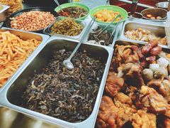 炸鸭掌-柳州爽仔螺蛳粉