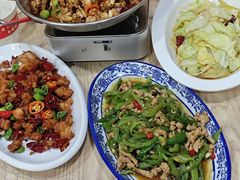 -江城燕子大排档(江汉路步行街店)