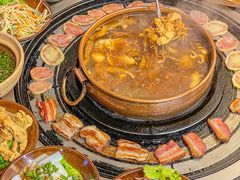 -阿山卓·野生菌火锅·纳西火塘烤肉