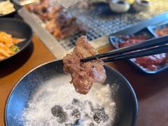 -肉甲韩国木炭烤肉(新壹街1店)