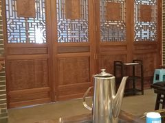大堂-仁虎老火锅(黄泥磅店)