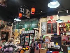 -蚝堡海鲜·威海菜·海肠捞饭·烧烤·亚洲吃蚝公司(幸福门店)