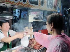 -六合夜市