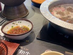 -牛YO寿喜烧·铁板烧和牛火锅自助(市府恒隆店)