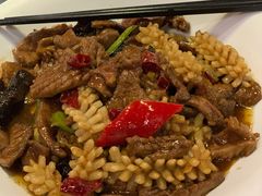 火爆三鲜-刘胖子家常菜·蹄花焖藕(中南店)