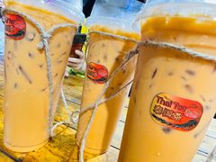 -席娜卡琳火车铁道夜市