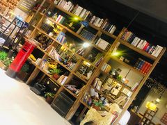 -魔方城市书房(中街益田店)