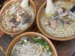 -正宗李家土鸡米线店
