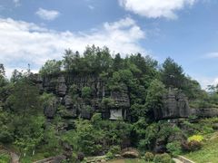 -梭布垭石林景区