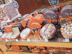 -VENCHI 闻绮(上海佛罗伦萨小镇店)
