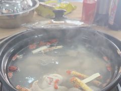 -濠轩阁特色生蚝火锅(水湾路店)