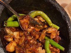 石锅杭椒牛蛙-虫二酒肆(美罗城店)