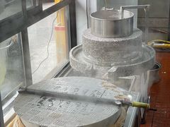 -裕新楼粉面馆·石磨手工粉(四方坪店)