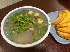 -老新隆牛肉锅贴(新街口店)