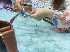 -奥特洗福莱干洗、皮具护理店(铜川路店)
