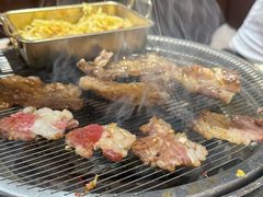 -青瓦餐厅·生鱼片·韩园烤肉(西塔店)